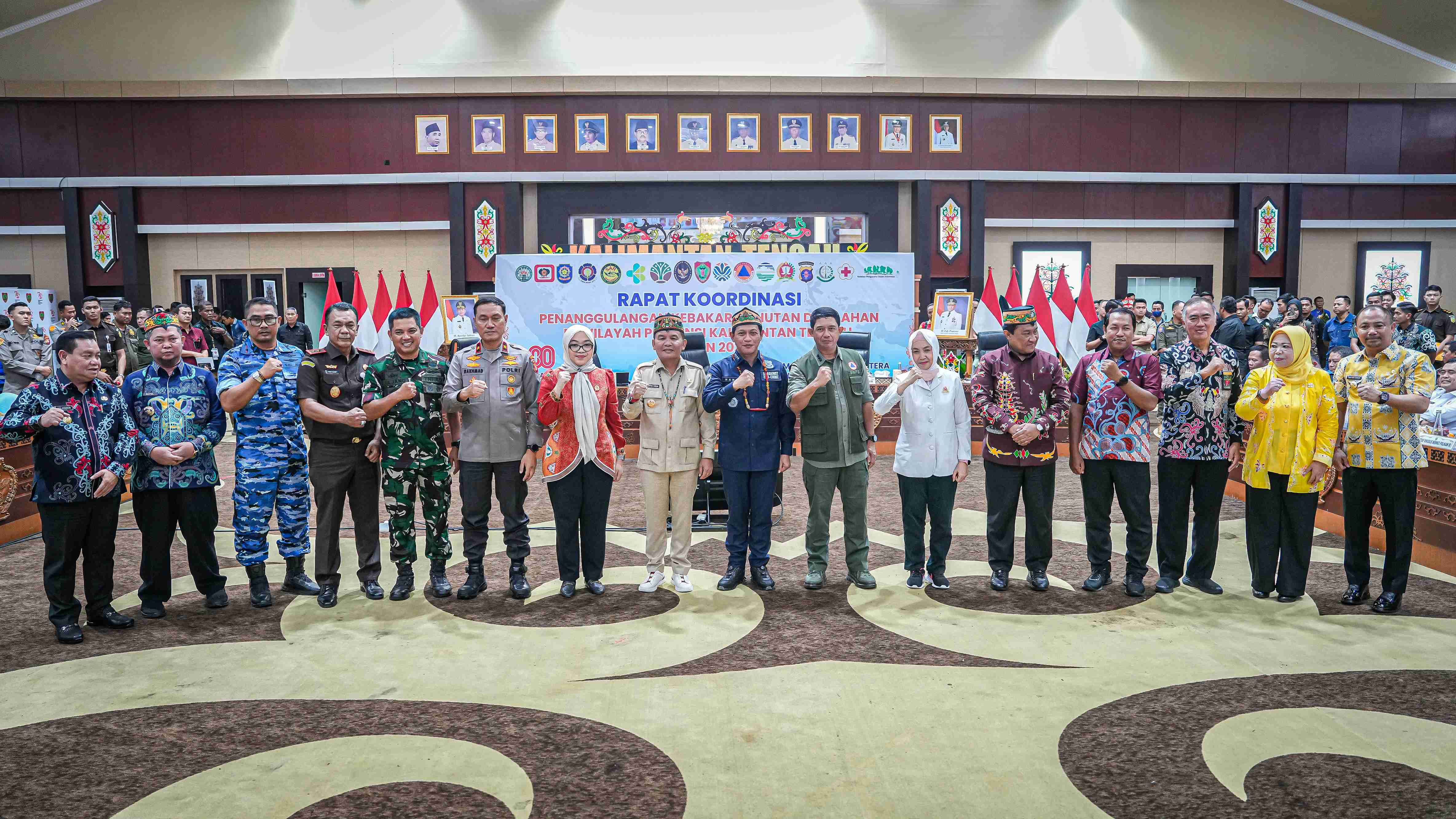 Presiden Prabowo Apresiasi, Menteri Hanif Pimpin Langsung Rakor Karhutla Kalteng 2025: Pencegahan dan Kolaborasi, Jalan Terbaik Selamatkan Gambut