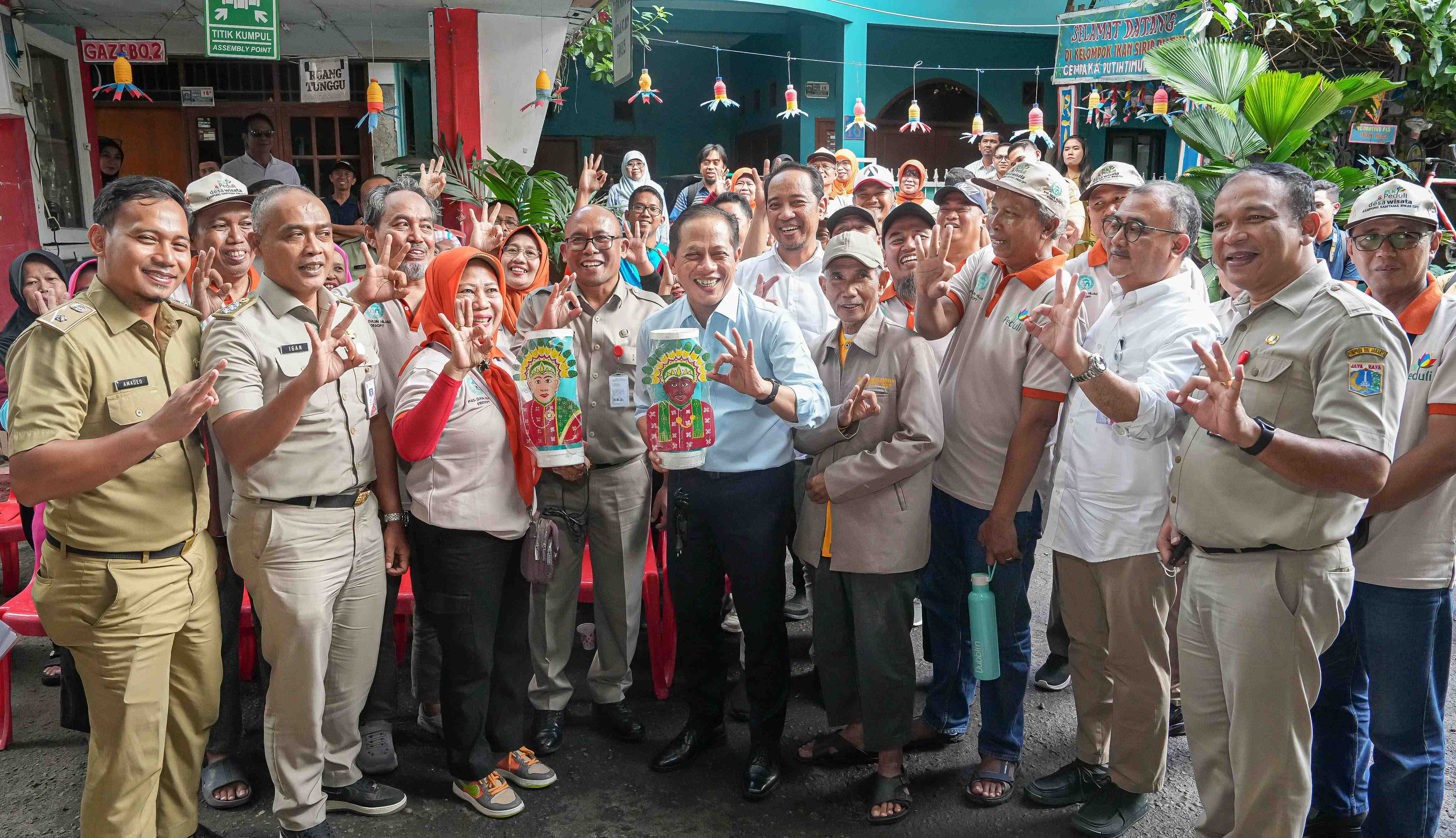 Transformasi Hijau Jakarta Dimulai dari Kampung: Menteri KLH Dorong Replikasi Model Kampung SAMTAMA di Seluruh Jakarta