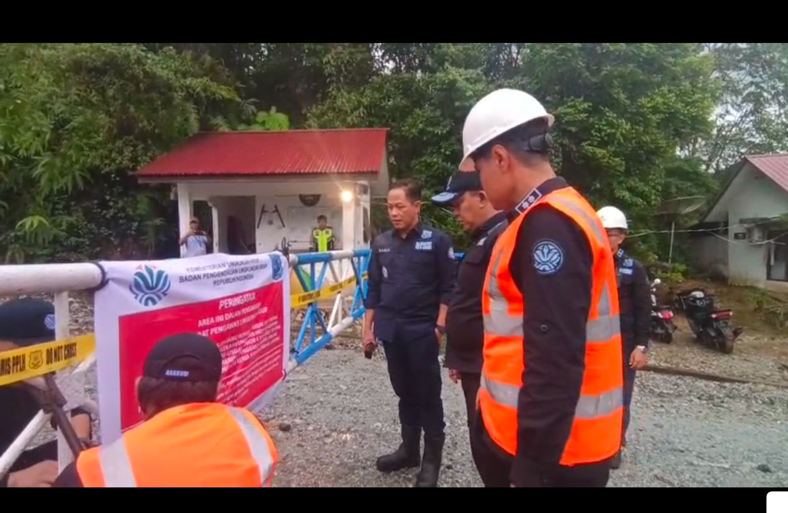 Banjir Sumatera: Menteri LH Perintahkan Hentikan Operasional Tambang, Sawit, Dan PLTA, Audit Lingkungan Wajib Segera Dilakukan