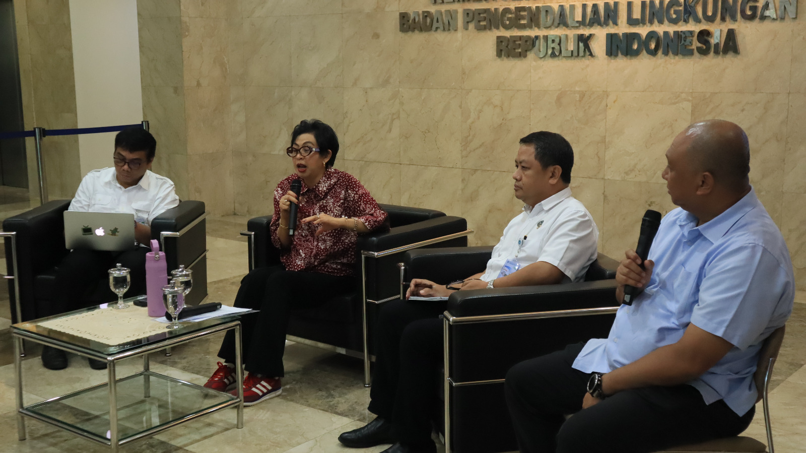 KLH/BPLH Tindak 21 Usaha dan Cabut 8 Izin demi Selamatkan Hulu Ciliwung