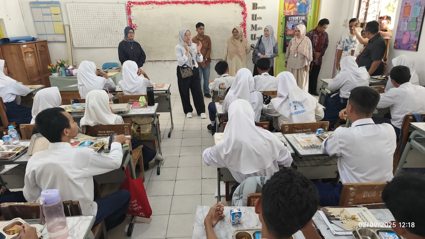 Anak Sehat, Bumi Lestari: Kolaborasi MBG dan KLH di Banjarbaru